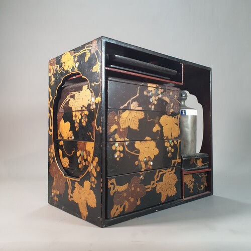 19th century Japanese pic nic lacquered set