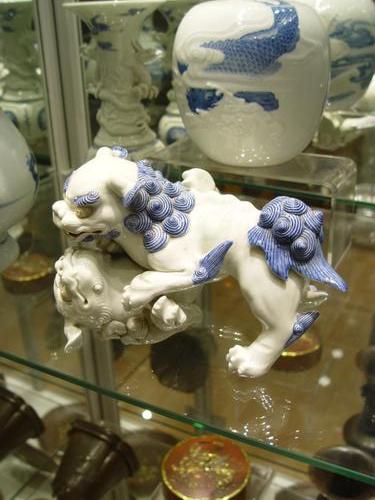 shishi en porcelaine du japon hirado XIX